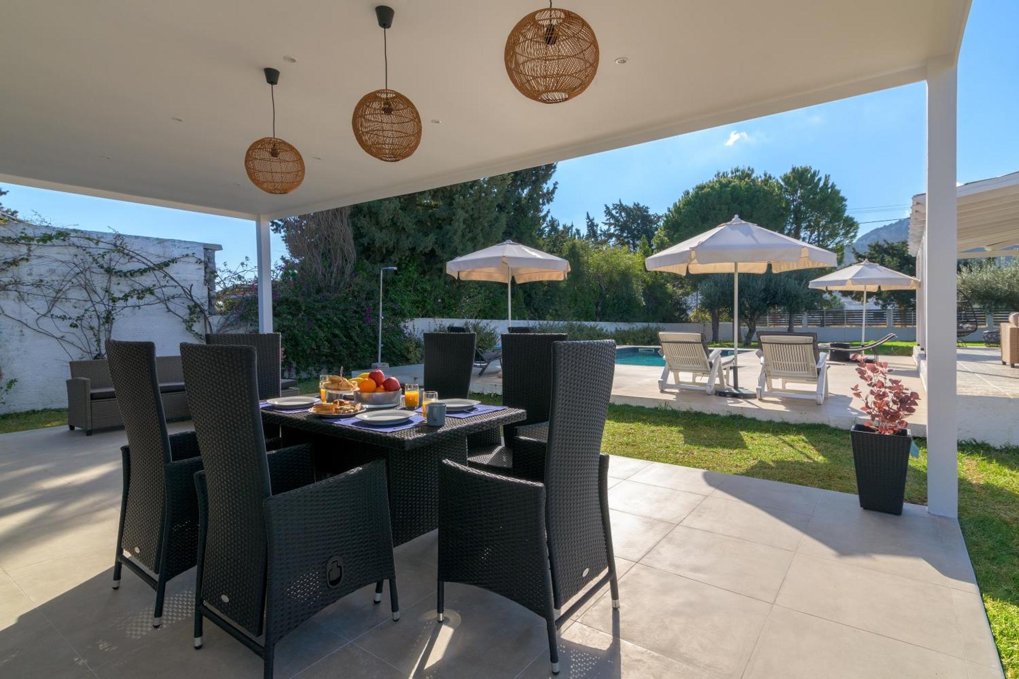 Casa Bianca Villa Kolymbia Bagian luar foto
