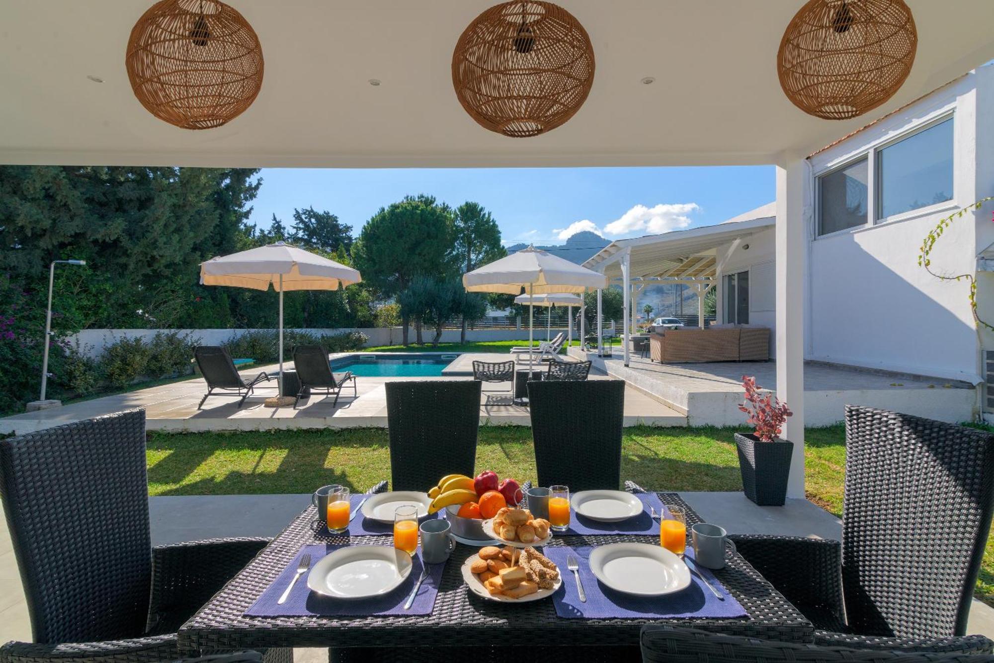 Casa Bianca Villa Kolymbia Bagian luar foto